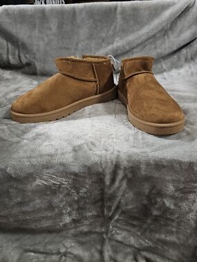 Women's Chestnut Suede Faux-Fur Ankle Booties